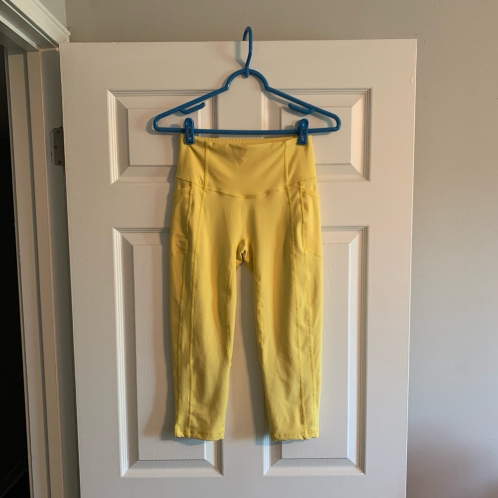 TYC Heart Booty Capri Pastel Yellow Leggings